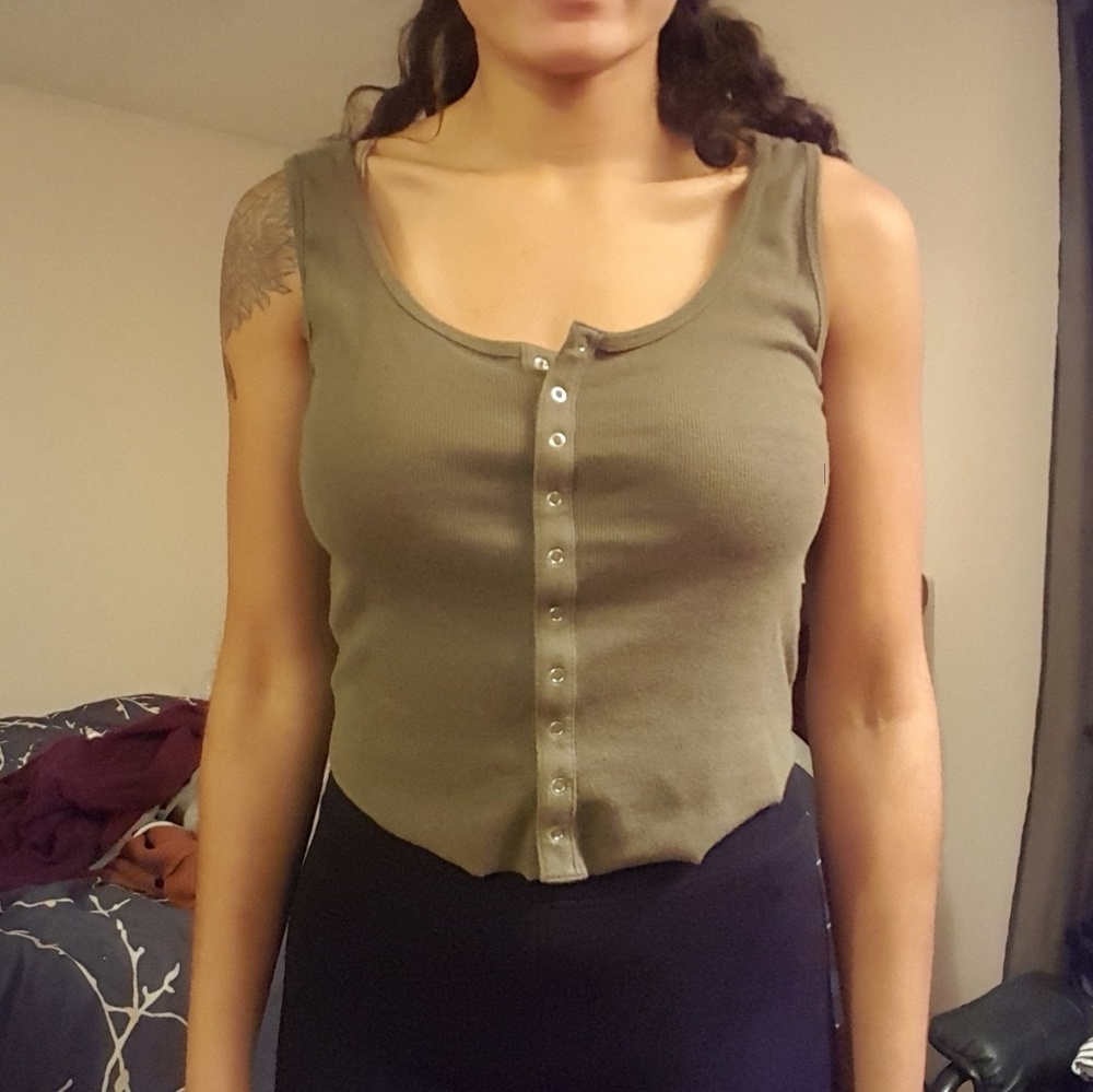 Forever 21 tank